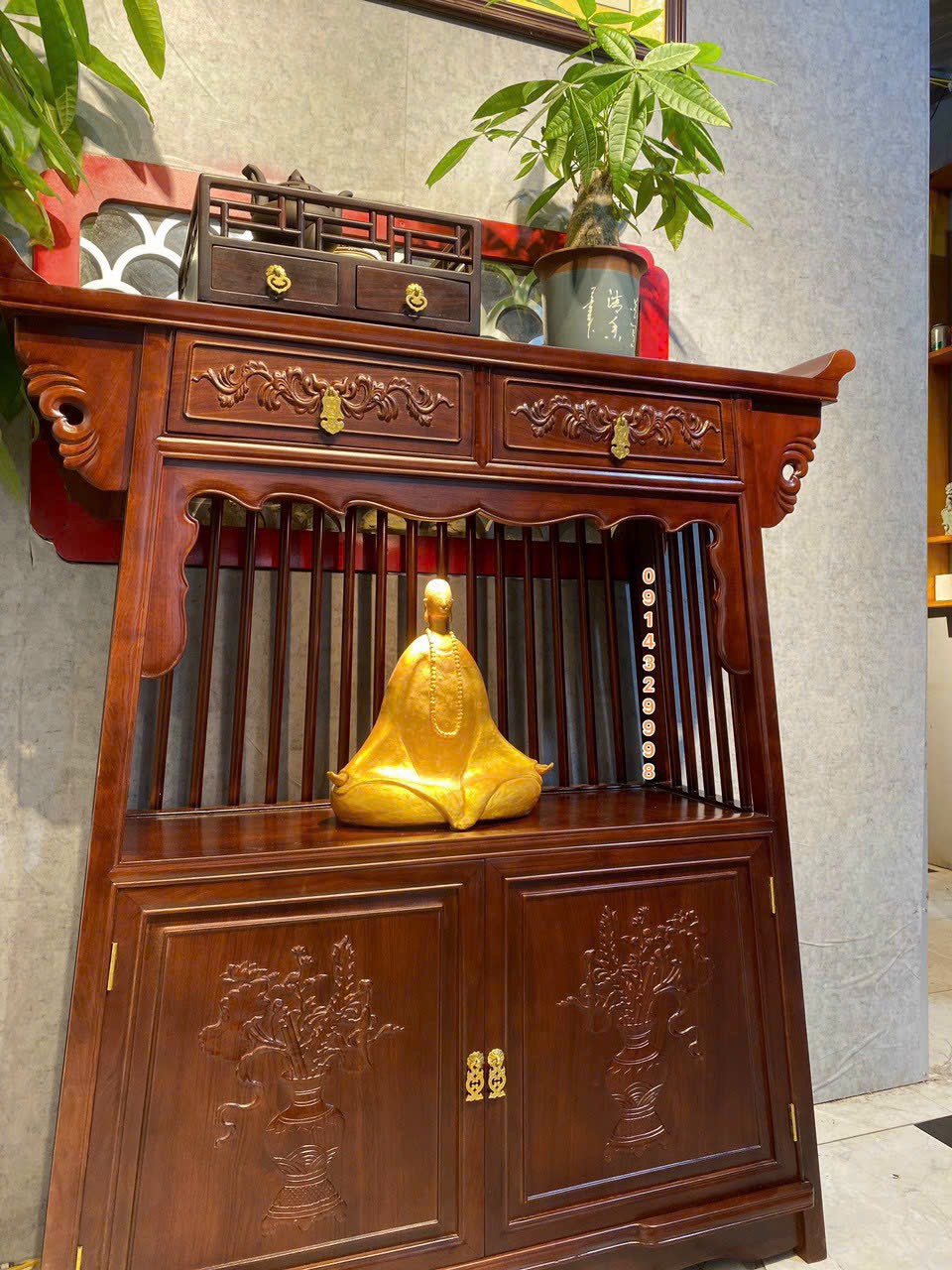 TỦ KÊ TƯỢNG BAO CÔNG MẪU 3